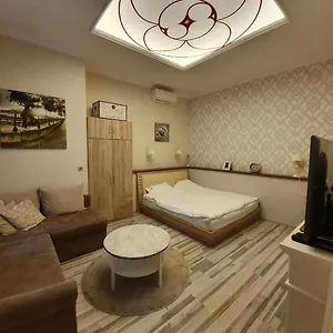 In Ii. Apartamento